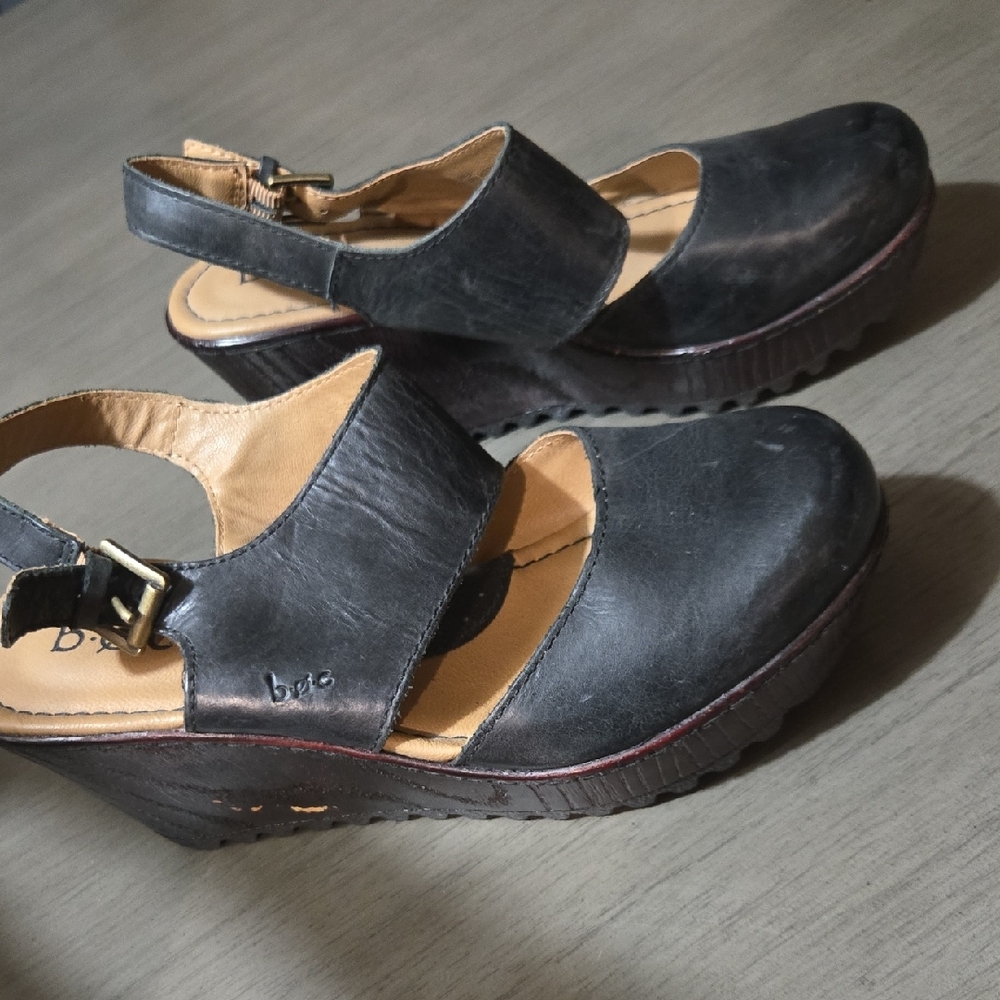 B.O.C. Black Wedge Sandals
